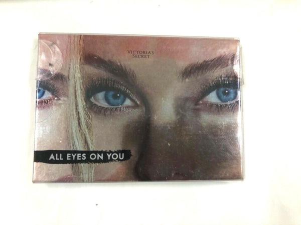 Victoria´s Secret All Eyes On You Eye Palette 10,74g, Dekoratívna kazeta