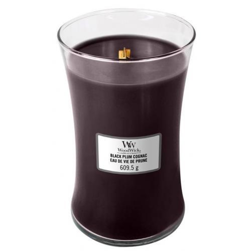Woodwick oválna váza Black Plum Cognac 609,5g, Vonná sviečka