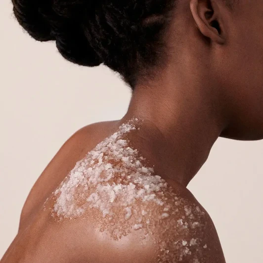 La Perla Energising Salts and Oil Body Scrub 250ml, Telový peeling 3